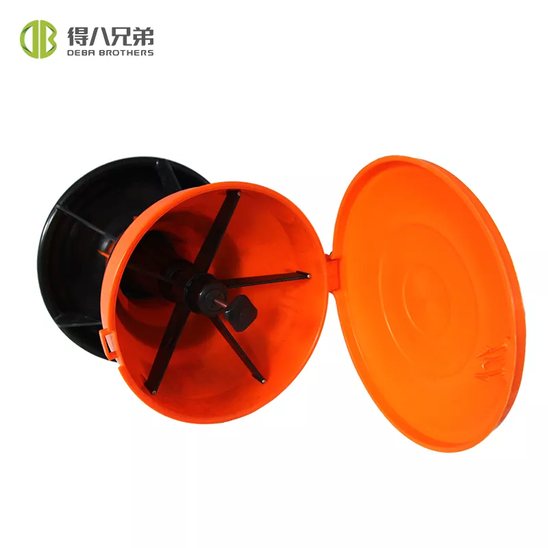 Palung Makan Otomatis Anak Babi